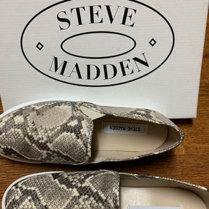 Steve Madden Snakeskin Sneakers Gills
